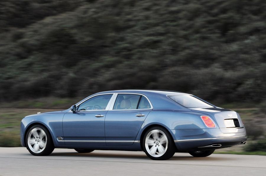  Bentley Mulsanne 2011 года  (фото 60 из 70)